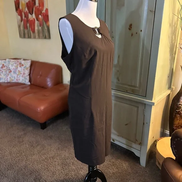 Sag Harbor Chocolate Brown Midi Dress - Picture 3 of 5